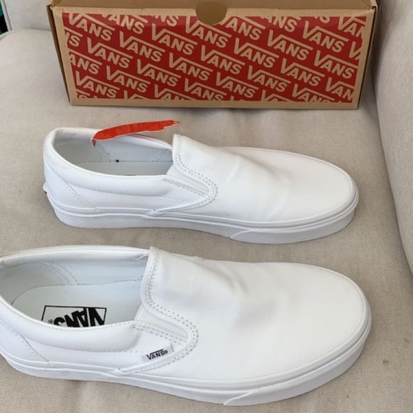 white slip on vans size 9
